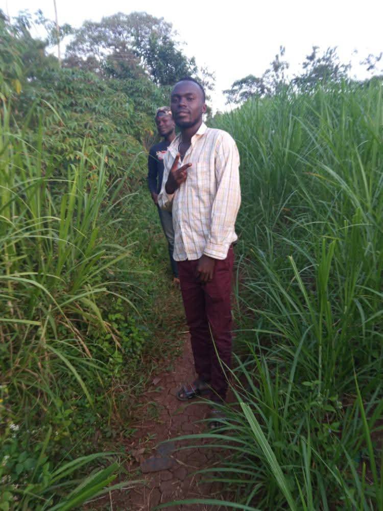 chris29ke's tweet photo. Madem hupendea nini Mlachake ? https://t.co/cGw0HNmcpZ