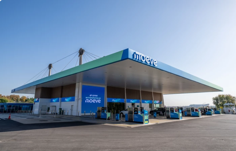 Alvaro_Ortinn's tweet photo. ¿Sabes cuanto cuesta montar una gasolinera? 

-HILO- https://t.co/DEQfNrVE5I