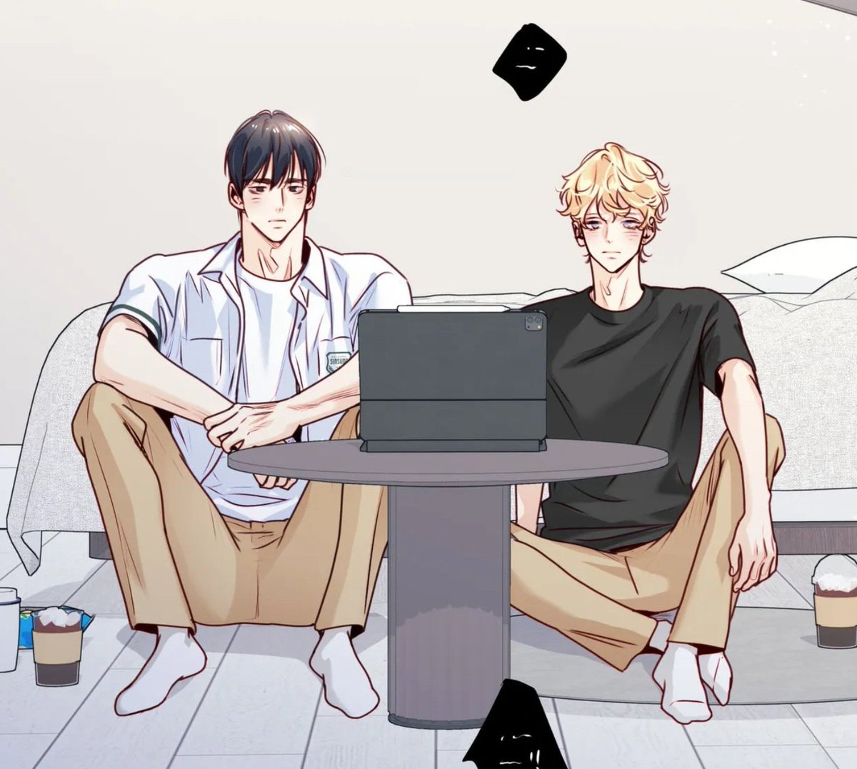 13_fargo's tweet photo. 별이 옷갈아입는 시간도 아까워서 안갈아 입었다지요😊 https://t.co/TFlsddL1o3