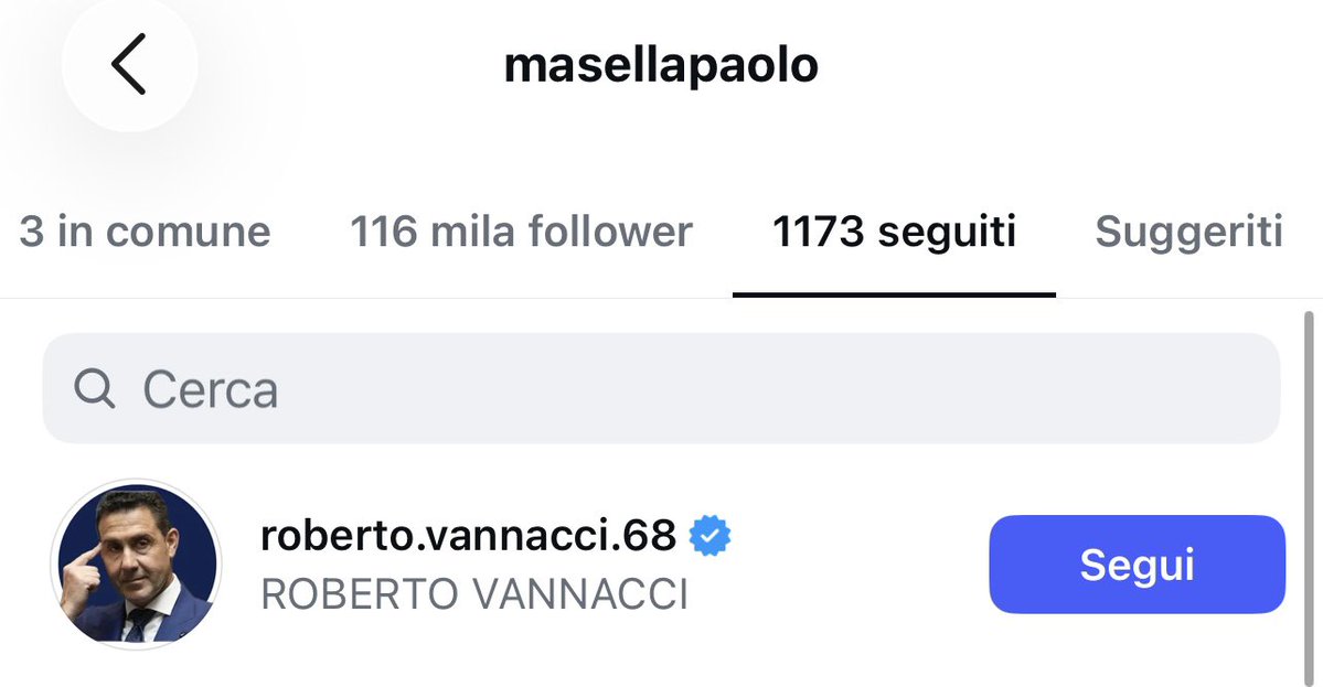 accountacaso123's tweet photo. E chi ci aveva visto molto lungo? ✈️#grandefratello @Beatrice_Luzzi_ https://t.co/08L4ACsHgw