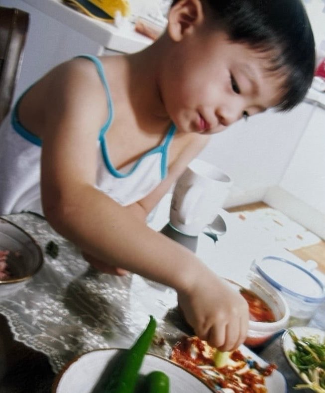 sangmidare's tweet photo. maybe wangnuni got a little flashback 😆 https://t.co/P1OAYR6mq2