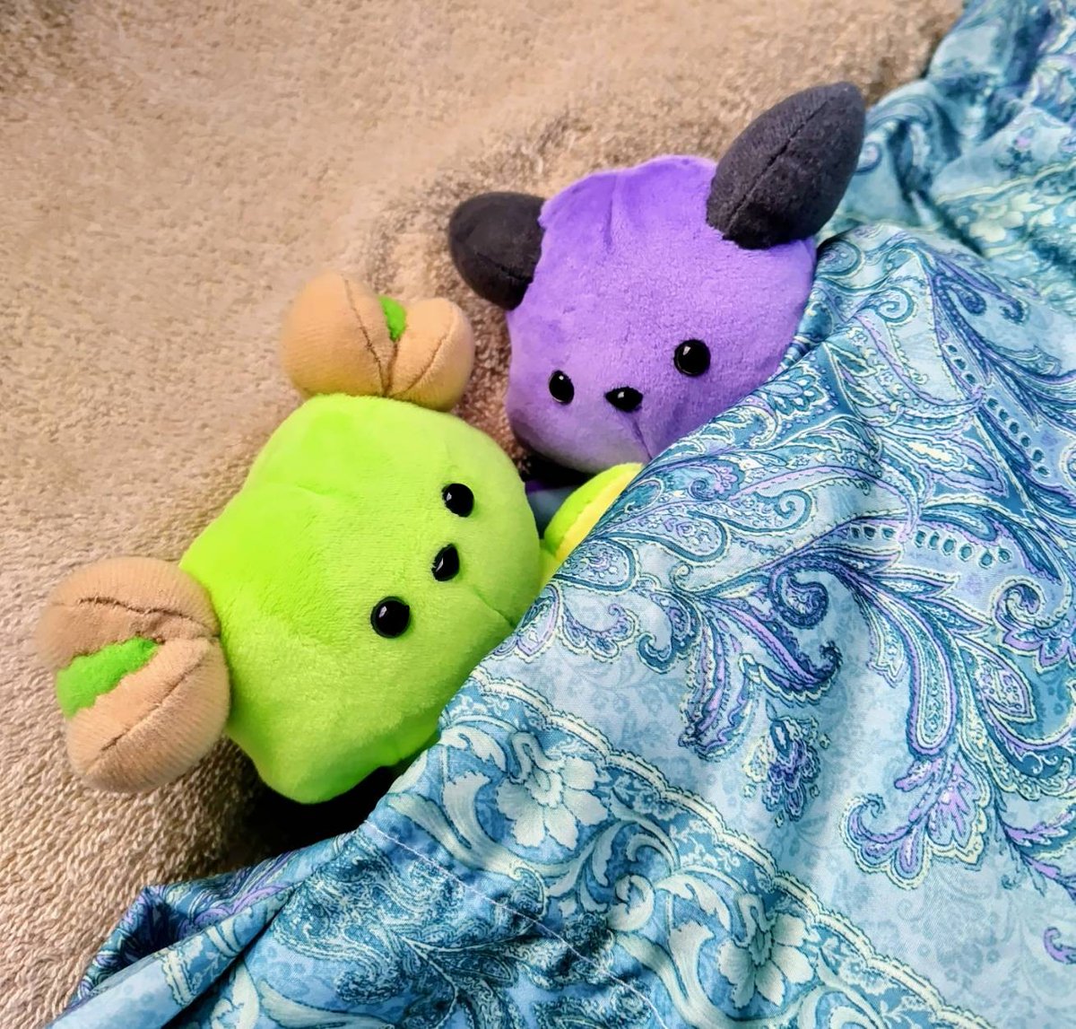 tkrk0o's tweet photo. 最近はこんな感じのツノ族の子たちを見つけたり遊んだりしています。移住先も探しているのでよかったらご覧くださーい https://t.co/MwPcynAZKo