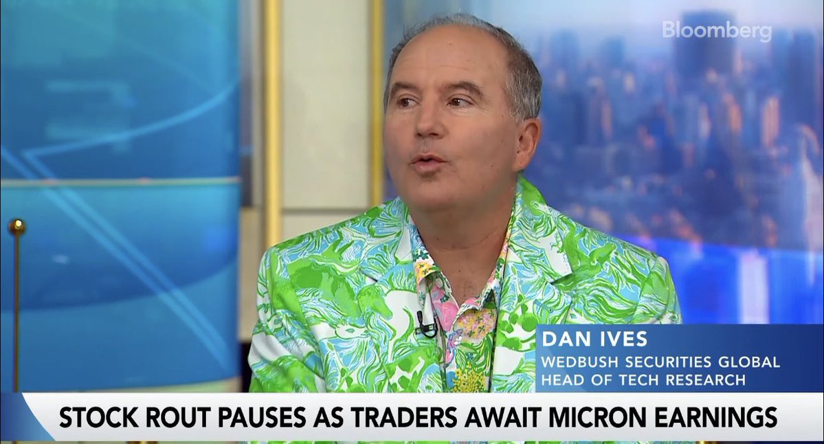 DivesTech's tweet photo. Great to be on @BloombergTV with @FerroTV @lisaabramowicz1 @annmarie discussing the tech sell-off and broader AI tech bull thesis into the next year @business 🔥🏆🐂📺👇🍿

https://t.co/Wns5y5BbZ0 https://t.co/DrEOJiQYFf