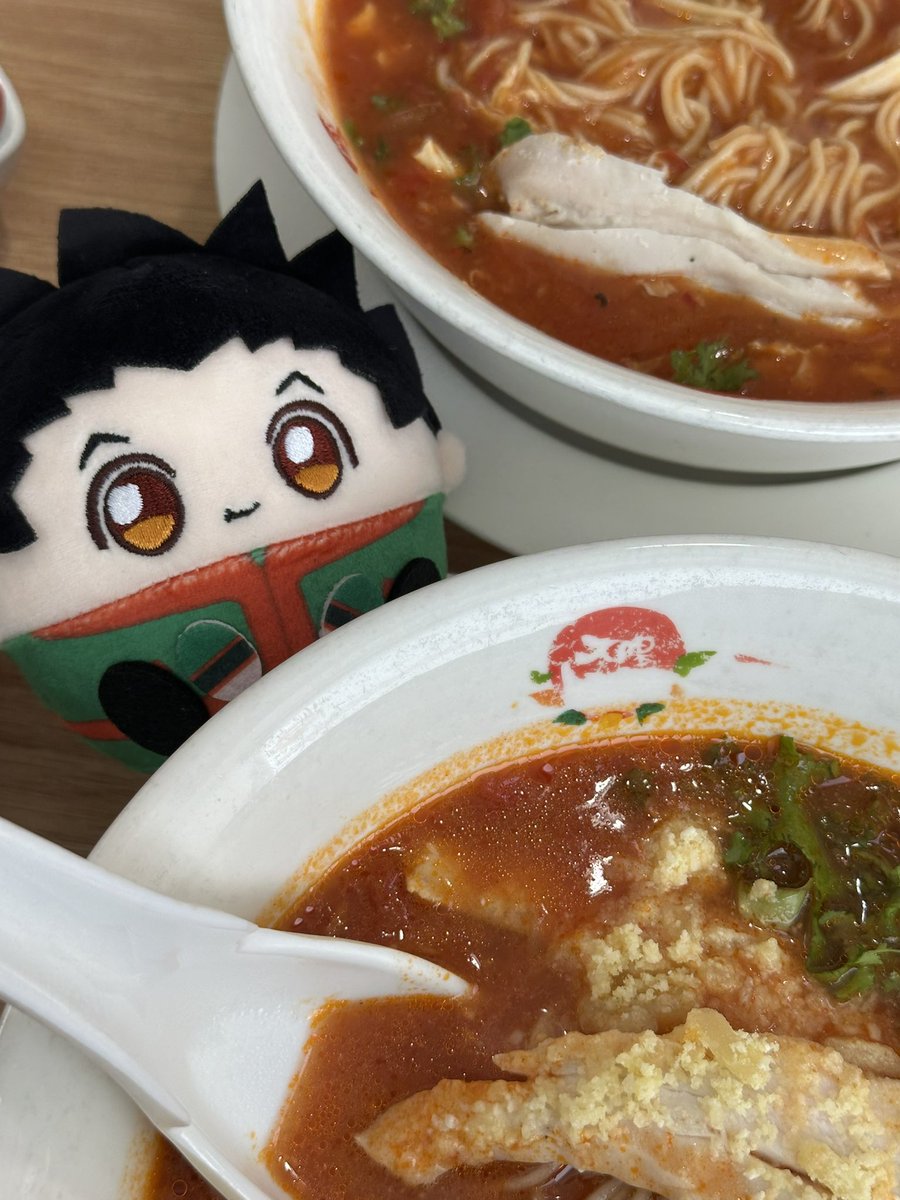 ggyuretzel's tweet photo. 태양의 토마토라멘
더블치즈 어쩌고에 매운소스 먹었는데 마싯엇고요
그냥 아~주 쪼끔 매콤이 들어간 스파게티 맛이 나요
암튼 맛있었다 🫰🏻 https://t.co/kb0Oln9k7F