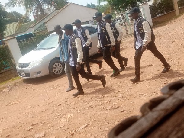 Mkisi2_'s tweet photo. Hawa wanakuanga mafala until wakuoshe. https://t.co/YSPieecxJC