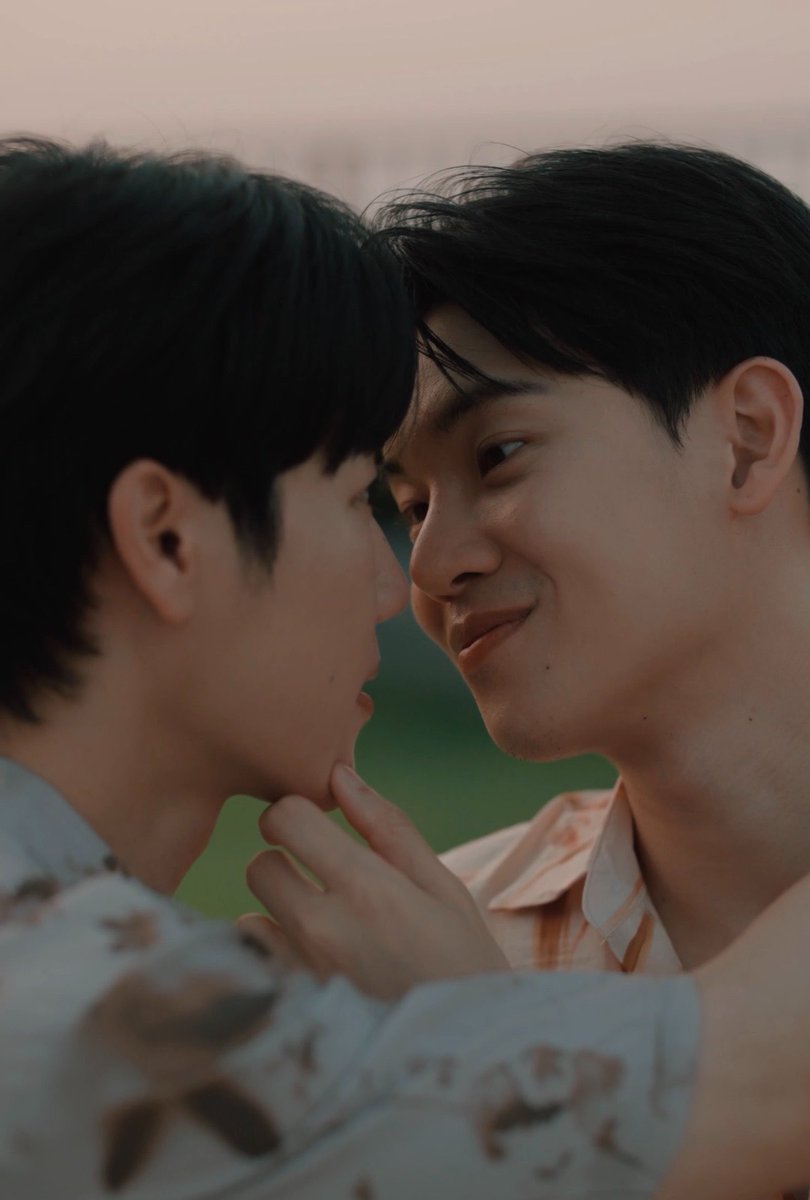 ice_eepp's tweet photo. เขินมากกกกก เล่นได้ไงฟะโคสสสเก่งอะ 😣😭 

#คุณวันหยุดของผมSupalaiEP40 https://t.co/zKPfQUl5vn