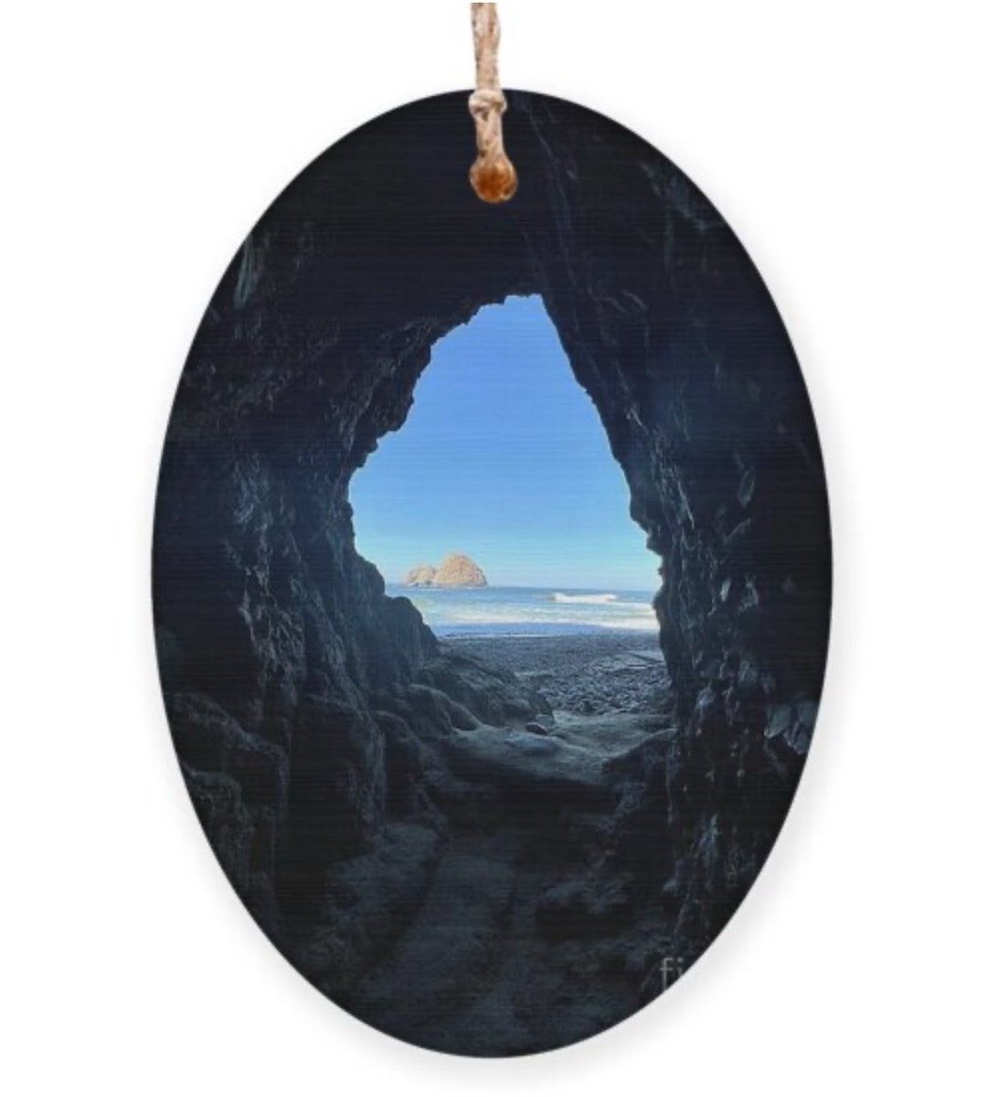 erinmdorffette's tweet photo. Time to start thinking about what new #ornaments you need to represent this year on your #christmastree
From #beach to #mountain trips, #nationalpark to #fallcolors
https://t.co/Q4TOhmUcEN
#holidays #holidaydecor #christmas #travel #christmasdecorations https://t.co/iujBl5GPpJ