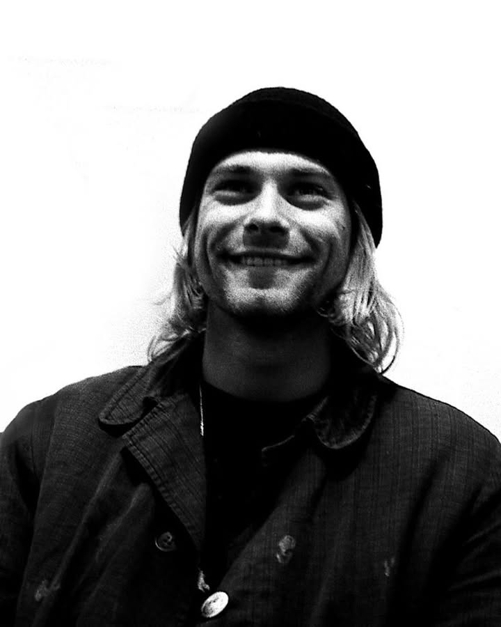 FarOutMag's tweet photo. 📸 Kurt Cobain photographed by Richard Bellia, 1991. https://t.co/lEbMXoqD0p