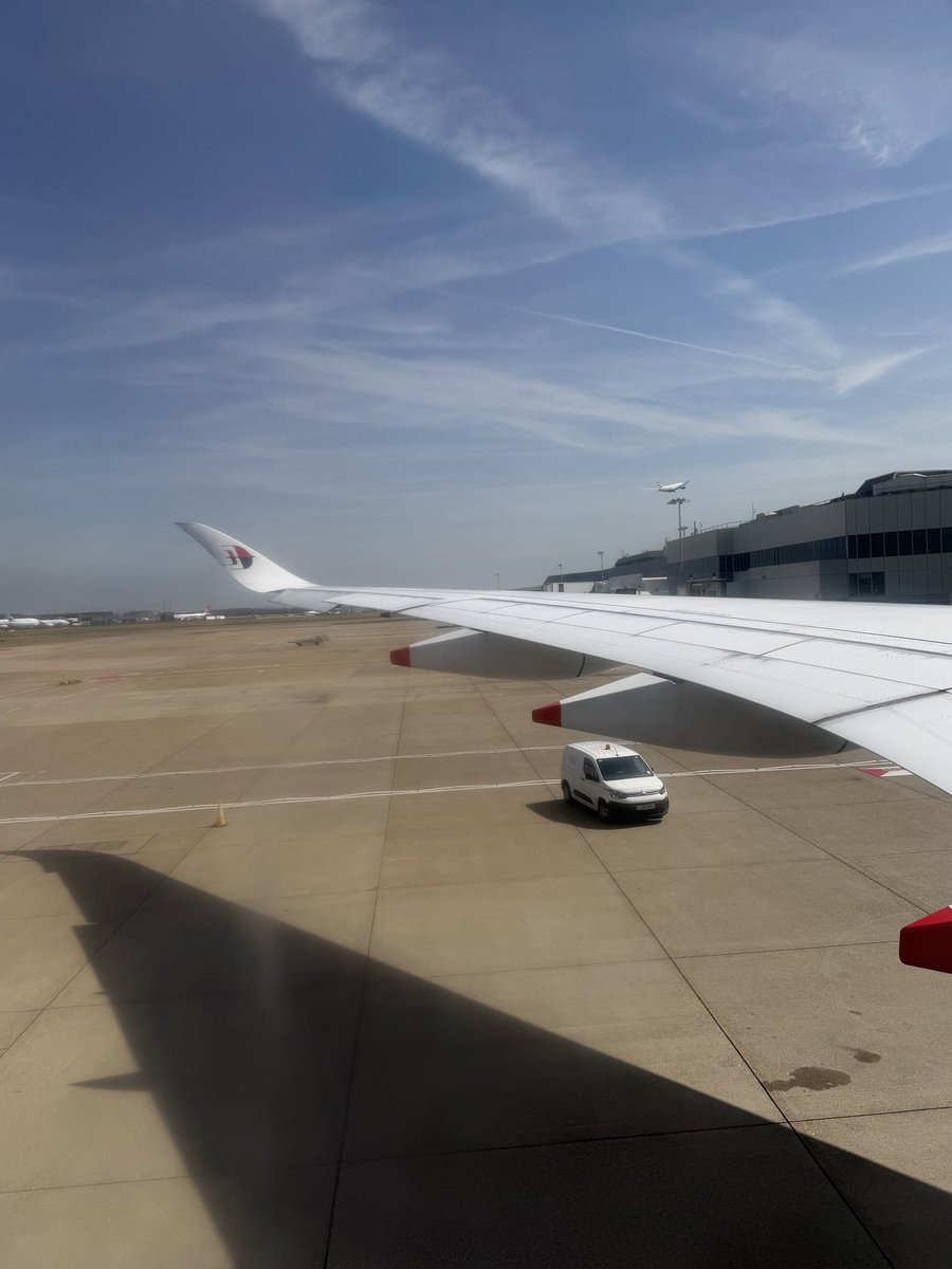 alanmountford50's tweet photo. On my way to Bali https://t.co/LcflXIqiTa