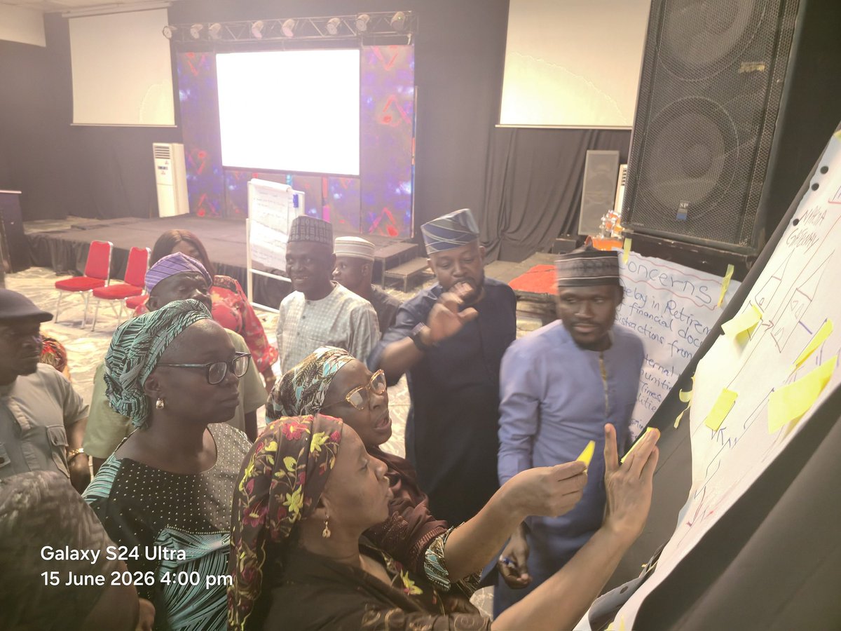 NphcdaNG's tweet photo. NPHCDA through the #BHCPF, has successfully concluded a 6-day National Training of Trainers on #BHCPF2.0.
Participants from @nhia_nigeria, @NCDCgov, EMT &amp; other stakeholders were equipped with updated guidelines, reforms &amp; implementation strategies to support state-level rollout. https://t.co/Fg3nw2aOO8