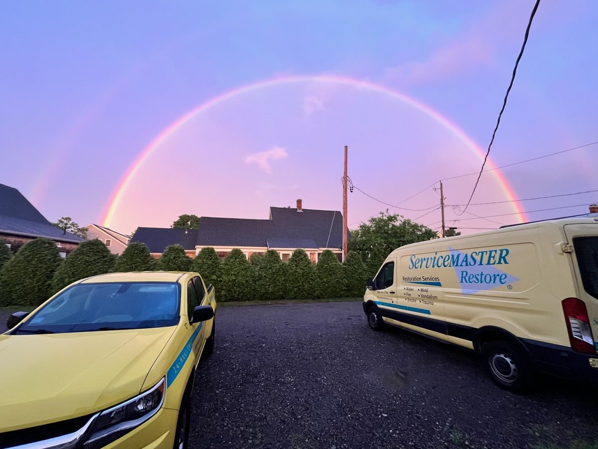 SMSoShore's tweet photo. 🌈 While storms can bring unexpected challenges, they also remind us that brighter days are ahead. Whether you're dealing with water damage, storm damage, or the aftermath of severe weather, our team is ready to help you recover and restore what matters most. At ServiceMaster... https://t.co/EV1bHvdnLY