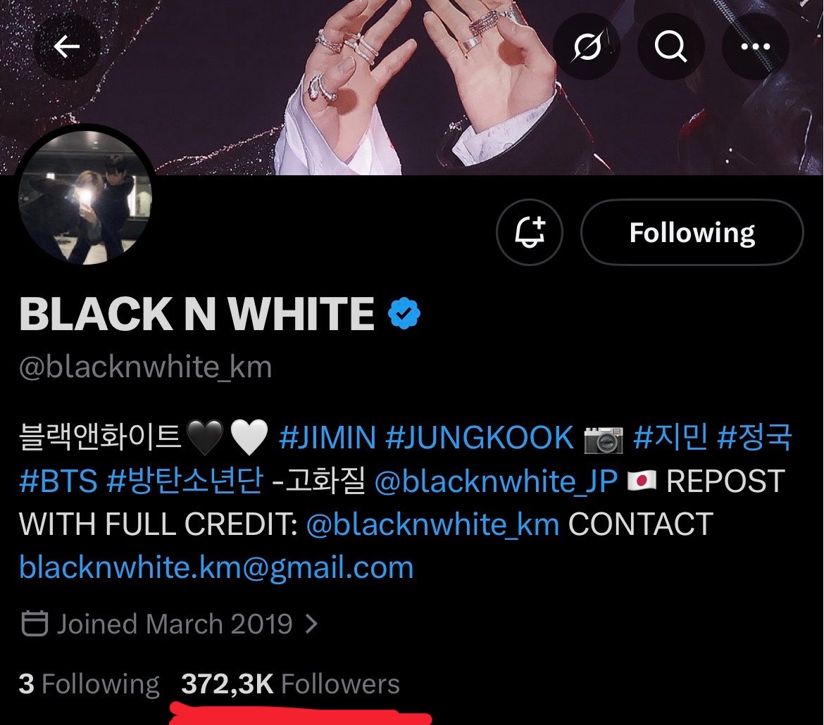 koomiversc's tweet photo. one of these mfs gotta be jungkook bro im gonna check one by one i’ll take one for the team https://t.co/eF7hgK8SPb