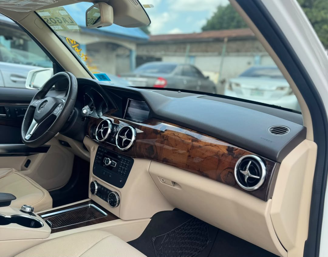 bashejile's tweet photo. The pictures start the conversation. The inspection ends the doubt📌

2013 Glk direct 
keyless entry 
double original 
Price: 22m
📍Abuja

— ABUJA EVERYTHING AUTOS LTD https://t.co/MbIZ2ihEUN