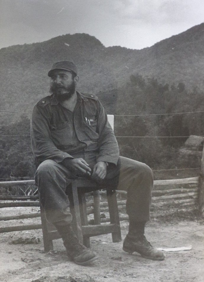 cubadebatecu's tweet photo. 💚 Hoy recordamos a Fidel recorriendo lugares históricos en la Sierra Maestra, el 24 de junio de 1962. https://t.co/kUX8LGVYa5