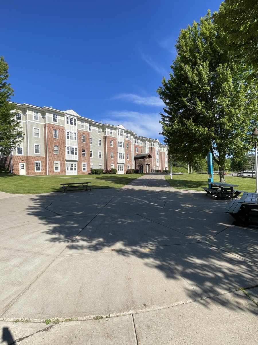 sunyjcc's tweet photo. Summer morning vibes on campus 😎
#SUNYJCC #CollegeCampus #JamestownNY #CHQ https://t.co/pI11CwQsCB