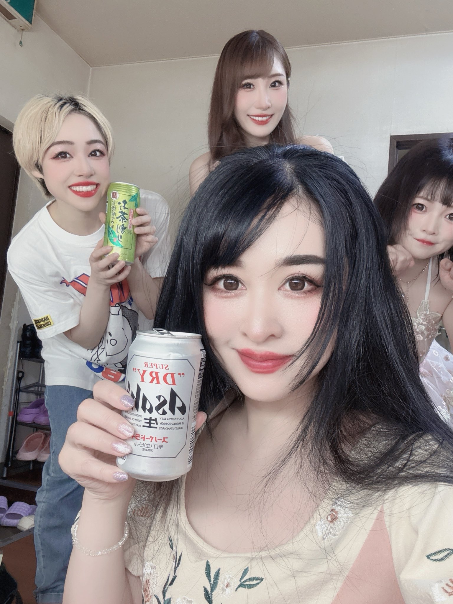 今日もありがとうございました😊 今週も仲良しな楽屋🐢 https://t.co/FnxlLucncz