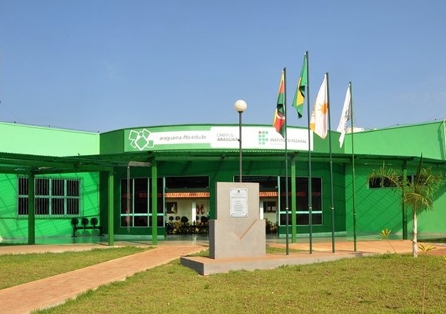rede_to's tweet photo. Campus do IFTO em Araguaína conquista melhor desempenho entre escolas públicas do Tocantins no Enem 2025. https://t.co/R51AUzIMU4 https://t.co/UmCdydK5Xx