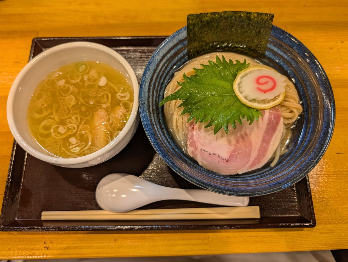 jiro0220's tweet photo. ハちゃんラーメン　＠新橋
生姜塩昆布水つけ麺(中盛)
#ラーメン https://t.co/NqfEMJFMBL