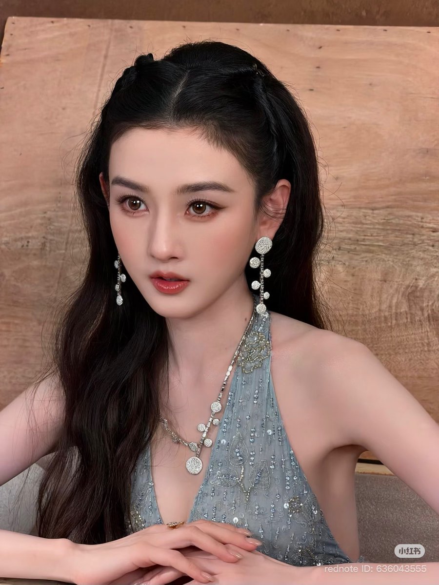 zuer_globalfans's tweet photo. Today’s behind the scen! So gorgeous my baby!

ZUER AT TENCENT VIDEO ANNUAL RELEASE 2026
#ZuerxTencent2026
#SongZuer #宋祖儿 https://t.co/ZtMxERuFXB