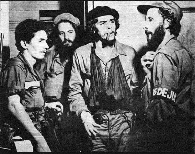 PasionXCuba2022's tweet photo. #PorSiempreRamiro decimos hoy en la despedida eterna al Comandante de la Revolución Ramiro Valdés Menéndez hacia el sitio donde reposará eternamente junto a quienes le acompañaron en la fundación de los sueños por una Cuba mejor.

#PasiónXCuba  #HonorYGloria @centrofidel https://t.co/1Z7ukNMmW4