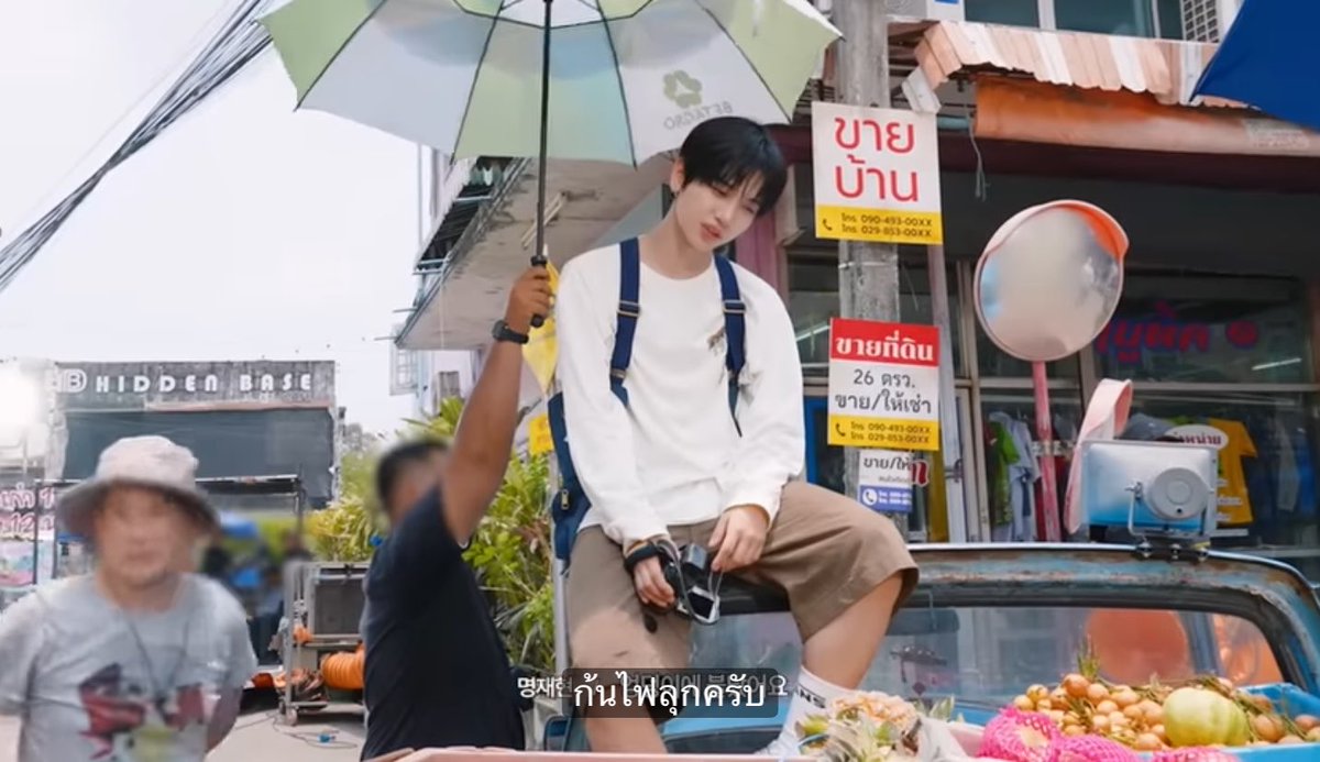 kittymeowho's tweet photo. รีวิวประเทศไทยหน้าร้อนโดยบอยเน้ก
อีฮัน “ ประเทศไทยร้อนมากจริงๆครับ”
แจฮยอน “ก้นไฟลุกแล้วครับ”
ซองโฮ “ ร้อนมากครับ”
คือรับประกัน คอนเฟิร์ม อากาศประเทศไทยโดยบอยเน้กกก 76555555555555555565 ร้อนจริง ร้อนจัง ขอคนไม่เล่น โอ่นยยยยยย สงสารมาก พระอาทิตดวงไหนที่ทำพวกแกชั้นจะไปจัดการ !! https://t.co/gWxJ3I6qnc