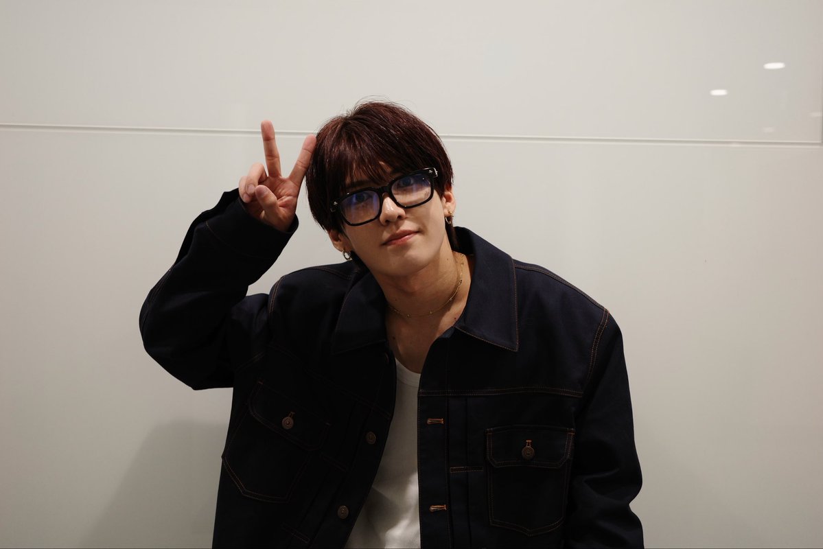 shogo_tamura's tweet photo. 【#まほステ×ニコメン】
ありがとうございました

これからもよろしくです

ｷﾞｮｷﾞｮ https://t.co/dBmJufiwG7
