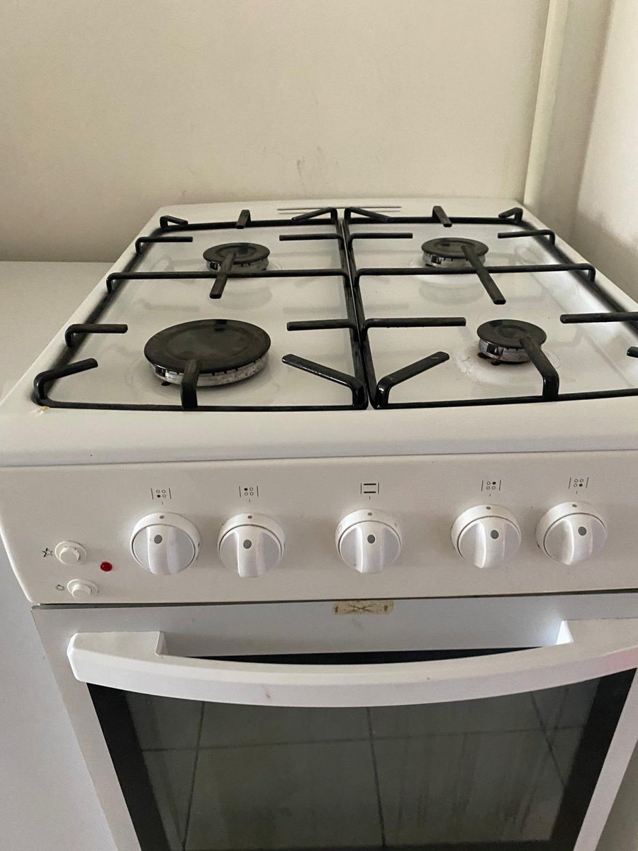comfort135's tweet photo. On Saturday Team Comfort collected and delivered a washing machine and oven. They will be going to local families in need ❤️ massive thanks to Tony and Rene ❤️ https://t.co/KugXb8IiEl