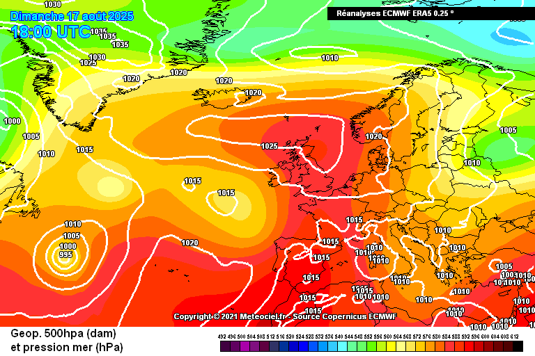 Navarrameteo's tweet photo. @globerourdiales @Meteonavarra_ Está empezando a ser una configuración muy recurrente... 

Además es especialmente dañina para el norte de España y Francia, zonas no tan acostumbradas a estos extremos.

Ejemplos recientes JUN 22, JUL 22, AGO 25, MAY 26  y hay más... pero por poner 4 https://t.co/oLbz5yXac4