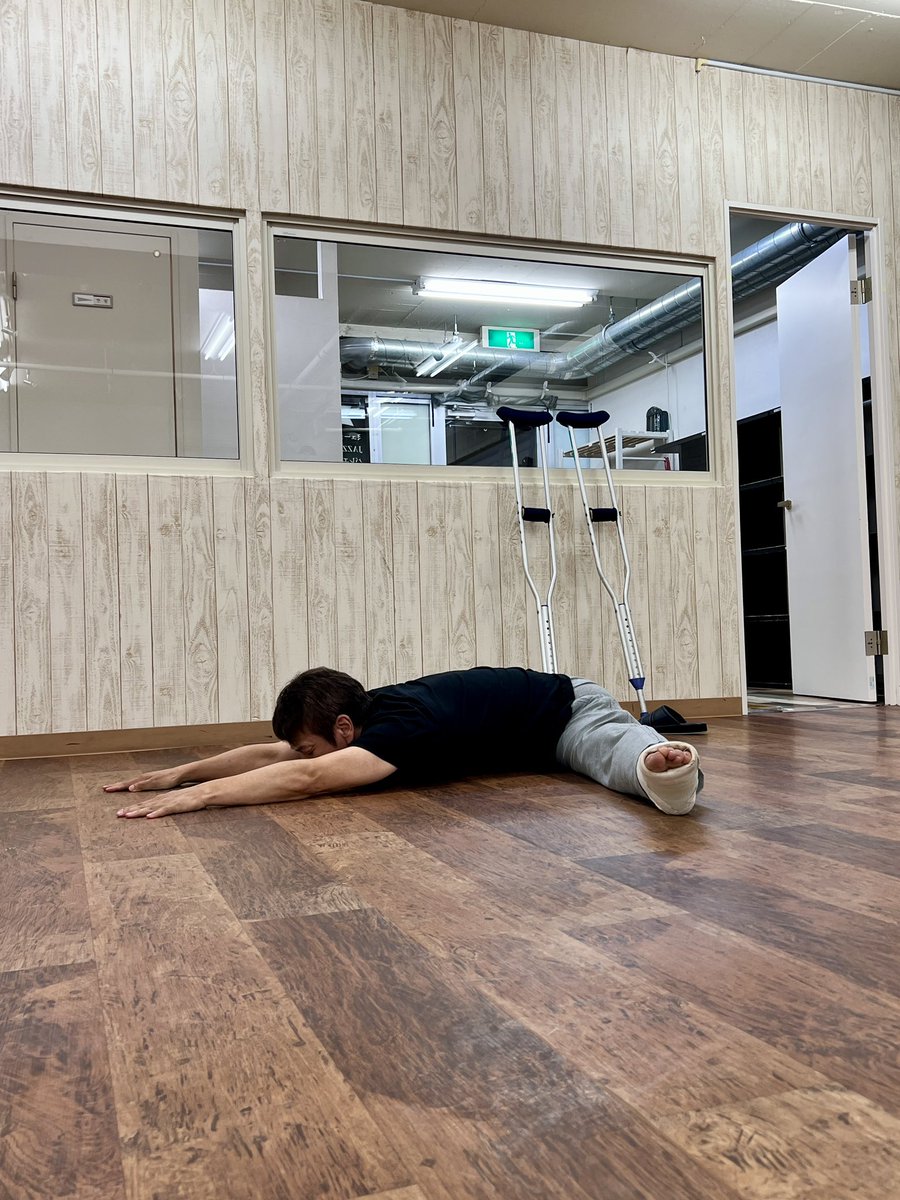 daisukeito110's tweet photo. 復活したらすぐに動けるように
今やれる事をしっかりやる🔥
それだけ。

#アキレス腱断裂
#復活への道
#やれる事をしっかりやる https://t.co/mKx7NnN3FY
