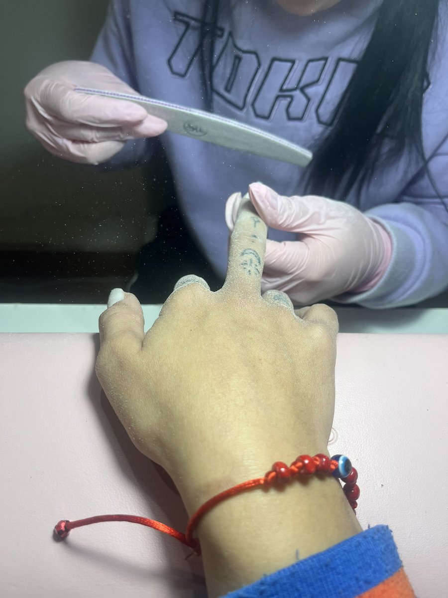 baadgalolaa's tweet photo. Good morning! Today I got up early to get my nails done, for the only thing I get up early… 💅🏼🫦💖

Goddess femdom worship latina bratt spoiled findom https://t.co/tpgJaRoFOt