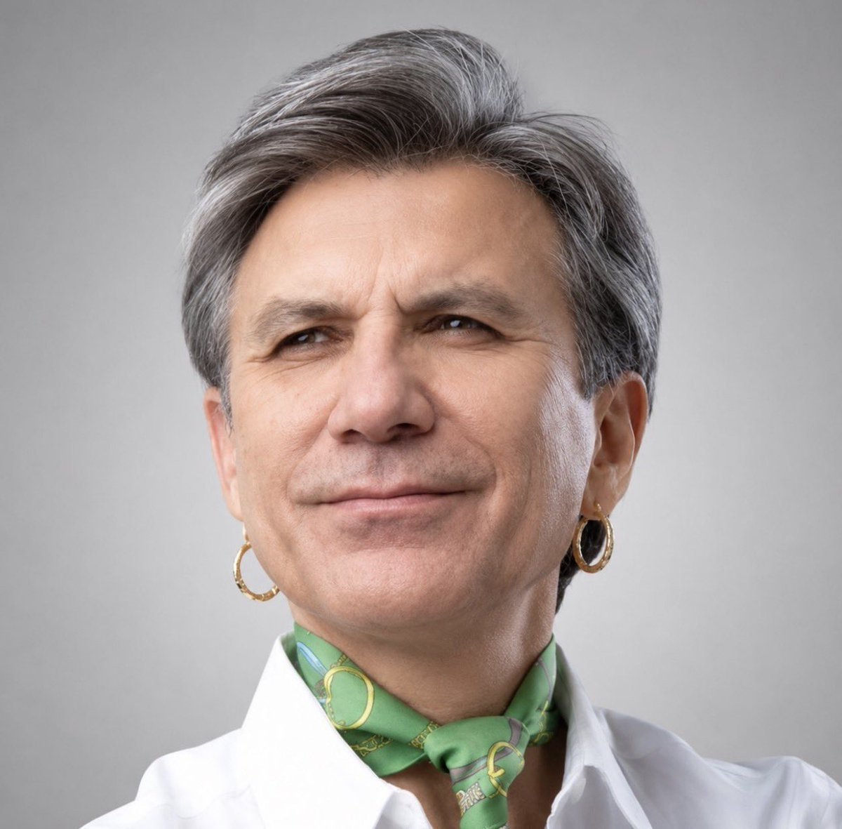 Luis_Ariel's tweet photo. @ClaudiaLopez Roy barreras de Temu. https://t.co/UjF7gdE18p