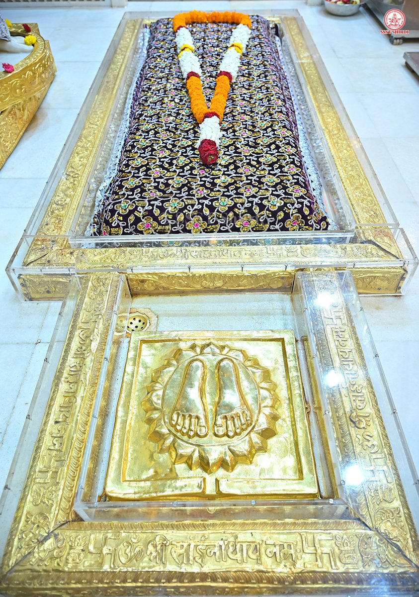 SSSTShirdi's tweet photo. *!! ॐ साई राम !!*
*श्री साईबाबा संस्थान विश्वस्त व्यवस्था,शिर्डी*
*!! ॐ Sai Ram !!*
*Shri Saibaba Sansthan Trust, Shirdi*
≈≈≈≈≈≈≈≈≈≈≈≈≈≈≈≈≈ 
*आरती :-धुपारती*
*बुधवार २४ जून २०२६*  
*Aarti :-Dhooparti*
*Wednesday 24 Jun 2026* https://t.co/qcwcs7EzP6