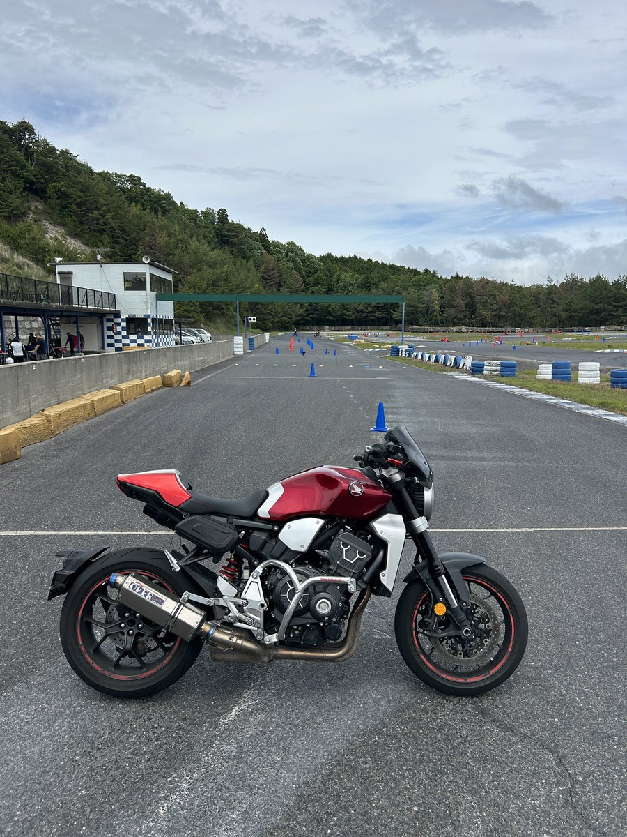 Ryo_VF's tweet photo. #CB1000R https://t.co/0ba7Pclz6p