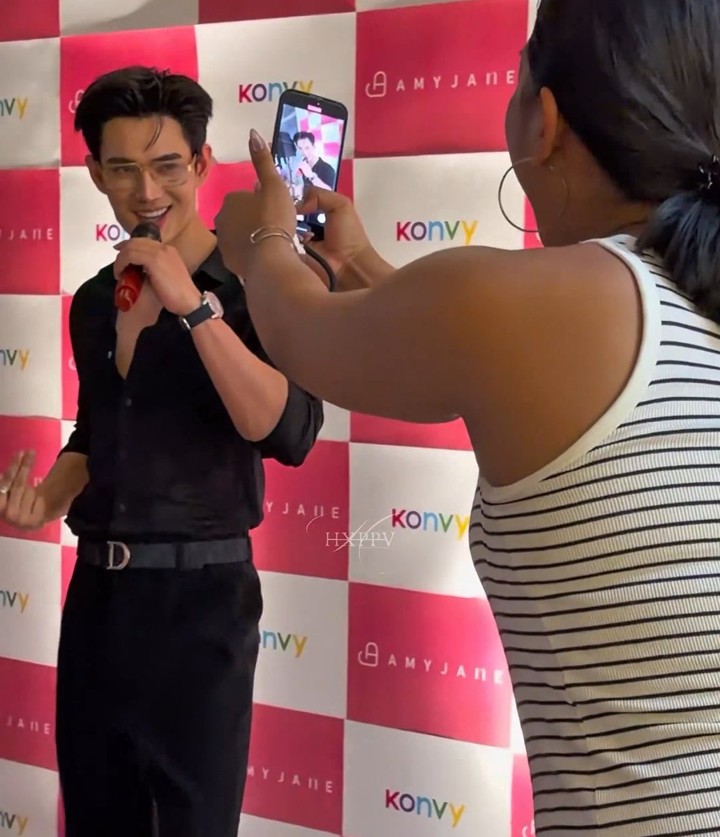 chocmintaddict's tweet photo. Copy paste เลยนี่นา 

#pavelphoom https://t.co/OTBTJgzo4u