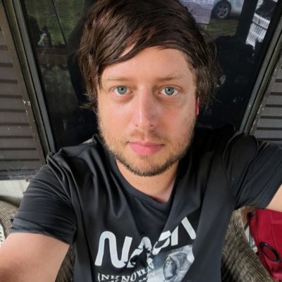 imdavidbecker's tweet photo. #NewProfilePic https://t.co/RxP5xAs7xF
