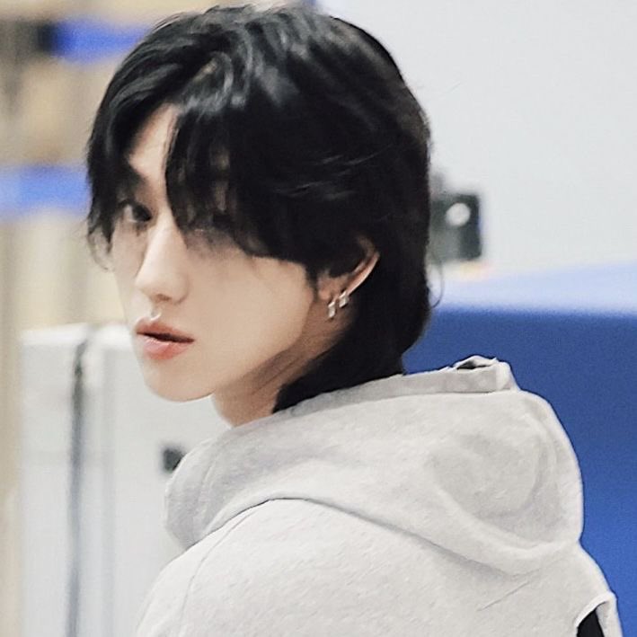 the8g1's tweet photo. His aura and beauty here are beyond imagination https://t.co/7vPsMeVl4j
