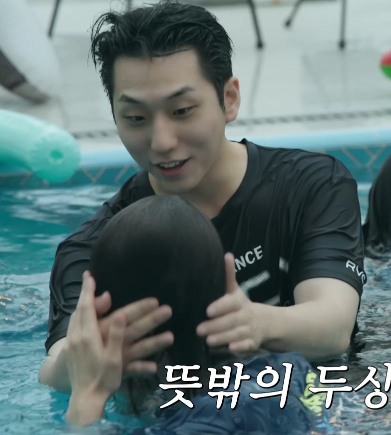 reah_phylia's tweet photo. so we're not gonna talk about how insanely attractive gunil was in this ep? just me? ok then https://t.co/CBQntdg4Cf