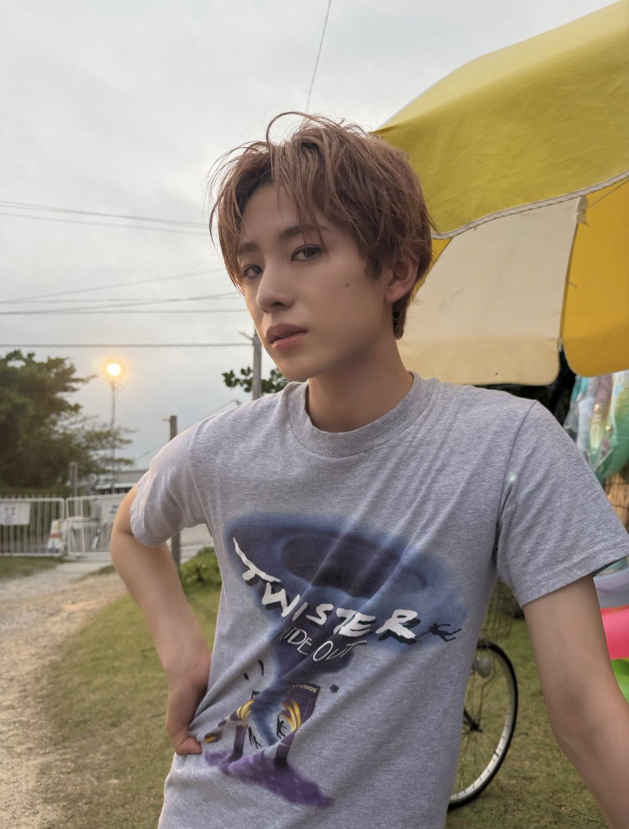 Wowoo621's tweet photo. 표정에 압도돼•• https://t.co/s4R02RQmwo