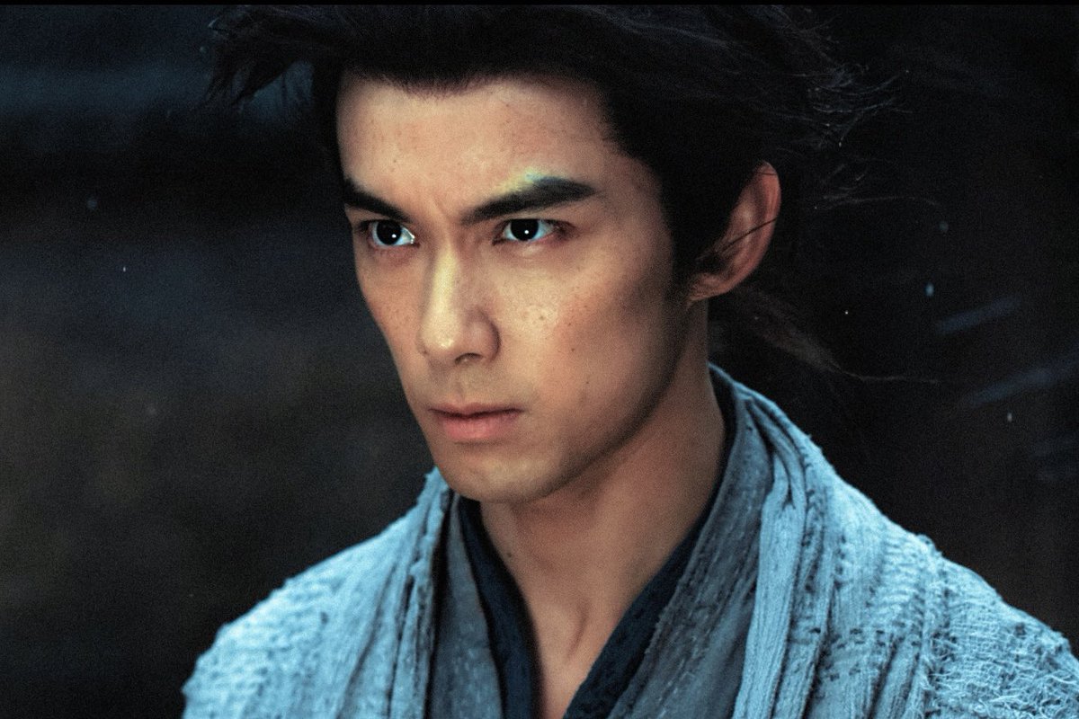 Strawbe48592975's tweet photo. I like this look so much 🩵

Looking forward to the hero Chen Ping'an #WuLei 

#TheOne https://t.co/WYQ0UFdWnx