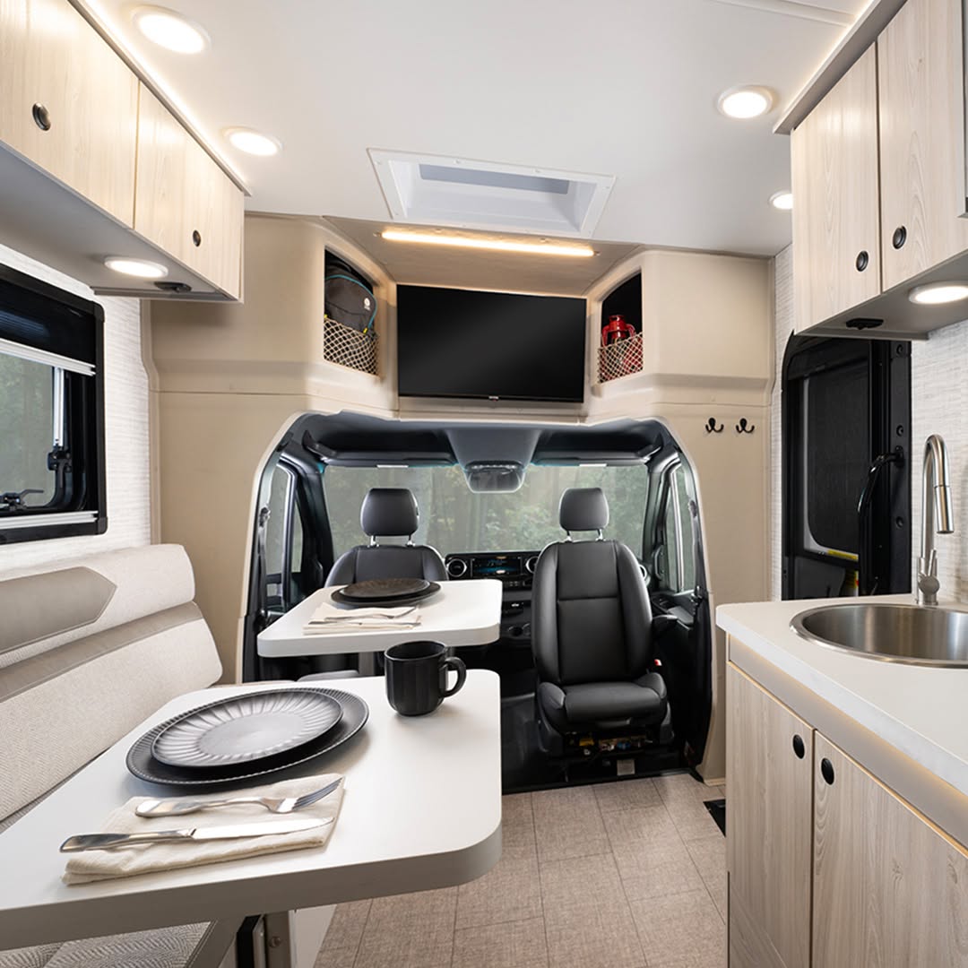 WEnRVcom's tweet photo. Jayco’s new 2027 Granite Ridge looks built for people who'd rather take the backroads than stay at the campground. 🚐

AWD, plenty of ground clearance, a heated gear garage, and solid off-grid capability. Definitely not your typical Class C. 🏔️
-
-
-
#rvlife #JaycoRV #camping https://t.co/bGBcJoy40C