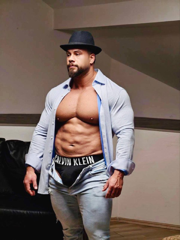 damonsteelvip's tweet photo. I tried to take normal pictures today… but my horny side took over 😈 Are you brave enough to see more? https://t.co/uXsbzveJXW