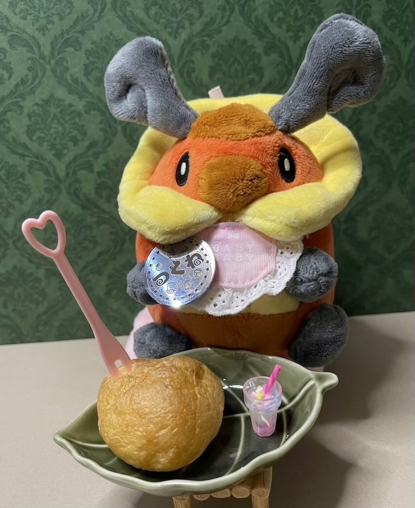 Kricket0t's tweet photo. おやつタイムだね つくね https://t.co/1b6PKJlSkV