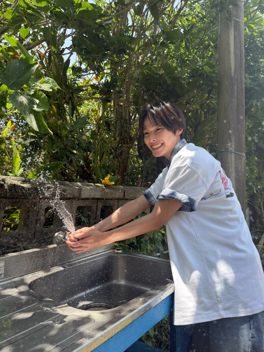 waruriku's tweet photo. こんな男が笑ったらこーんな可愛いんだよそんなん好きになるやろꌩ  ̫ ꌩ https://t.co/zbtgQ87H4W