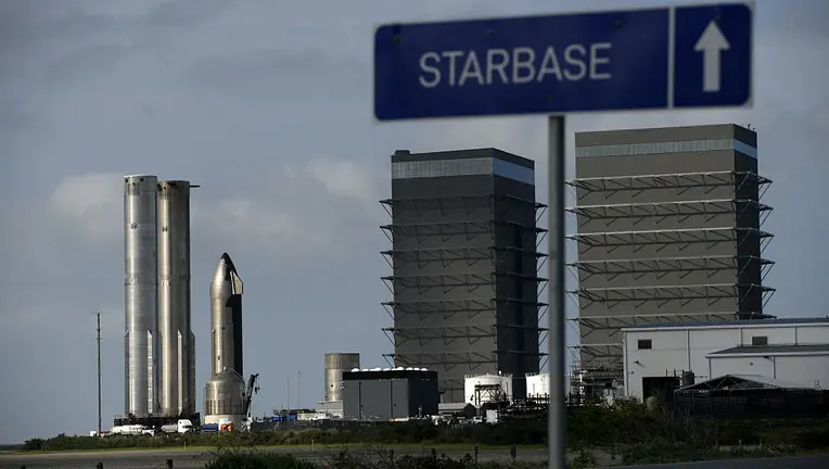 StarbaseXSol's tweet photo. Find solana:C34qoK8V27yPWCEQuTf3mPXD2cXCyExEm9uEKbpqpump on google map, it's now a city in Texas! https://t.co/V1He1skfy8