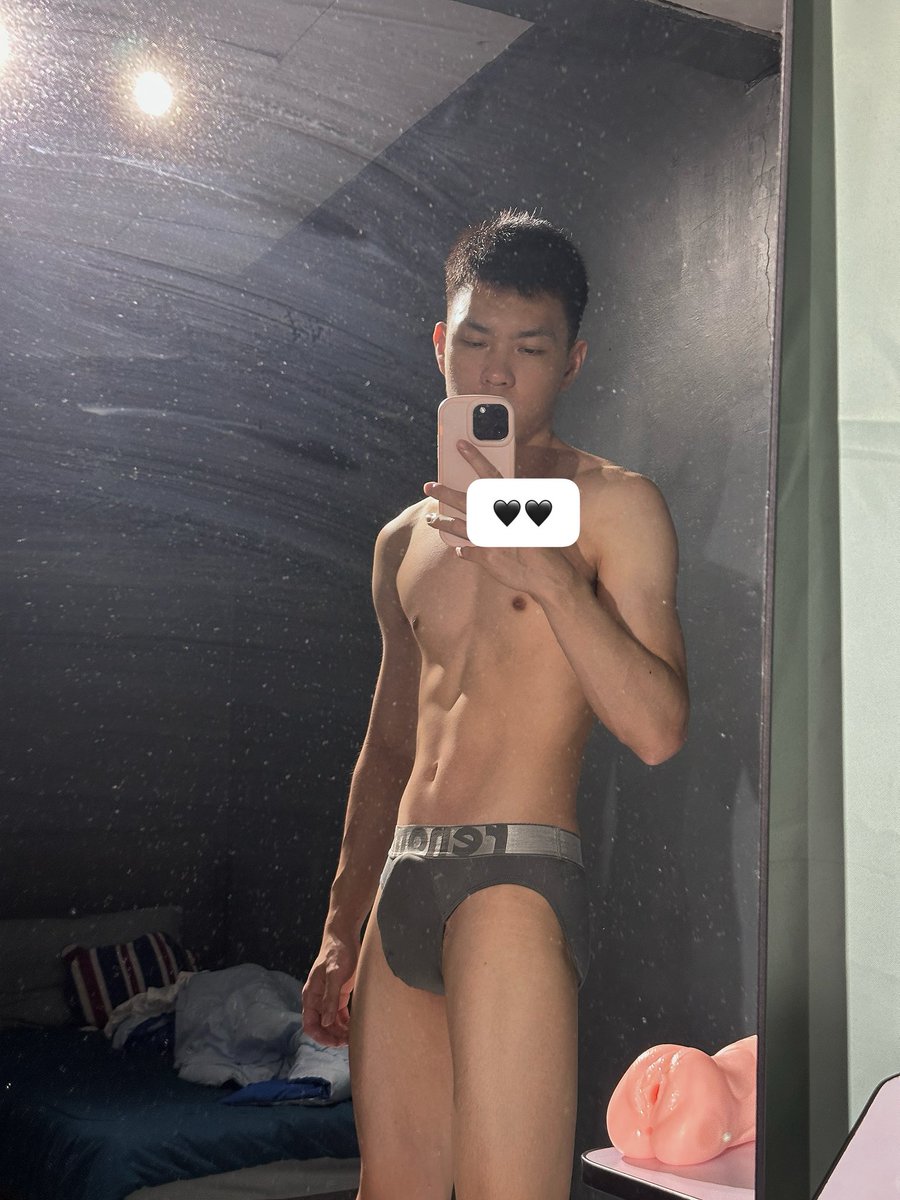 xiaoxiaojin000's tweet photo. gym https://t.co/8Au2UYeDgM