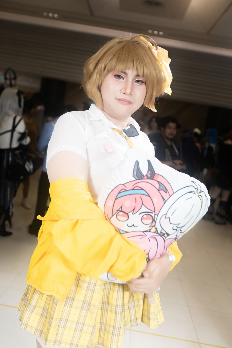 Cindy_Cosplay's tweet photo. I will become a star for everyone. I will shine brighter than you have ever seen !🌠✨

#Nikke  #AnisStar  #Cosplay https://t.co/Z66v8dRo7J