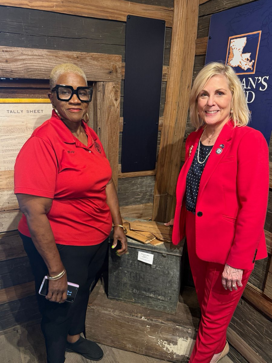 Louisiana_sos's tweet photo. Secretary of State Nancy Landry joined members of the DeSoto Parish community in celebrating our country’s 250th anniversary, burying a time capsule to mark the event. She also toured the 1843 Log Cabin, the parish’s original courthouse, where she got a look at an old ballot box. https://t.co/H7XugdHyOw