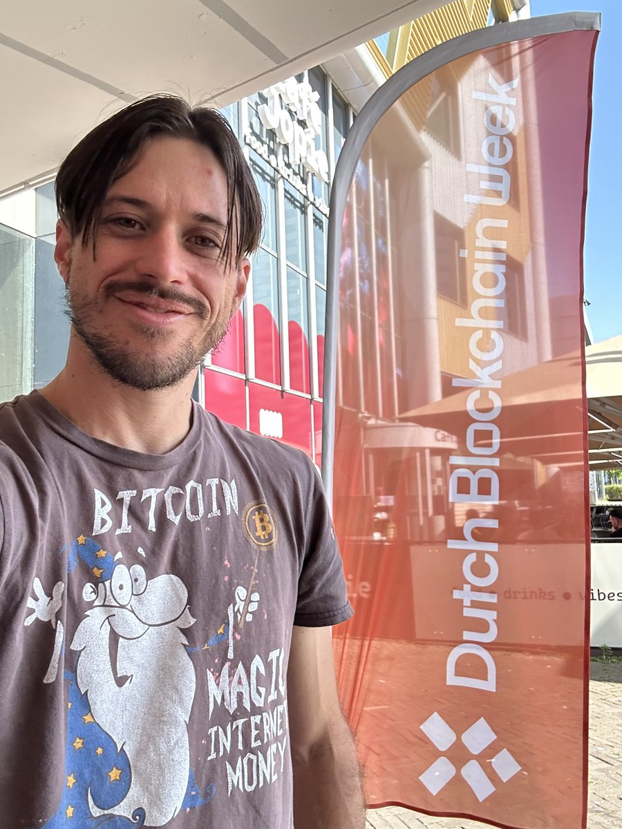 Luna_Trades_'s tweet photo. Nothing like a bear market Blockchain conference. Seems to work that way even when markets are good it always dips lol.
It is Dutch Blockchain Week!!!
#DutchBlockchainWeek https://t.co/kQW0XQfqgH