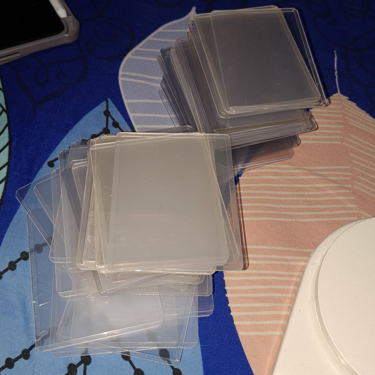 kyutbis's tweet photo. wts preloved toploader tebal 500/p

ukuran semua muat pc yaa, ada yg belum lepas plastik, ada yg sudah goresan juga

kukirim randommm yaa, avail 64 pcs

❌ admin sopi
🏠 dom jogja https://t.co/eZ7SpwURaG