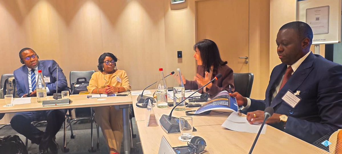 BCC_RDC's tweet photo. Conduite par le Gouverneur André Wameso, une délégation de la BCC a pris part, à Paris, du 23 au 24 juin 2026, à deux rencontres internationales consacrées à la stabilité financière et à la dette souveraine.

Au FMI (FSSF), la BCC a présenté les réformes engagées à la suite du FSSR, notamment la mise en place de la Direction de la Stabilité Financière.

Au Forum de Paris 2026, la BCC a participé aux échanges sur la gouvernance de la dette souveraine, la transparence et la coordination entre créanciers.

Cette mission a permis de renforcer le dialogue avec les institutions financières internationales et de consolider l’engagement de la RDC en faveur de la stabilité macrofinancière.

#BCC #RDC #FMI #ClubdeParis #StabilitéFinancière